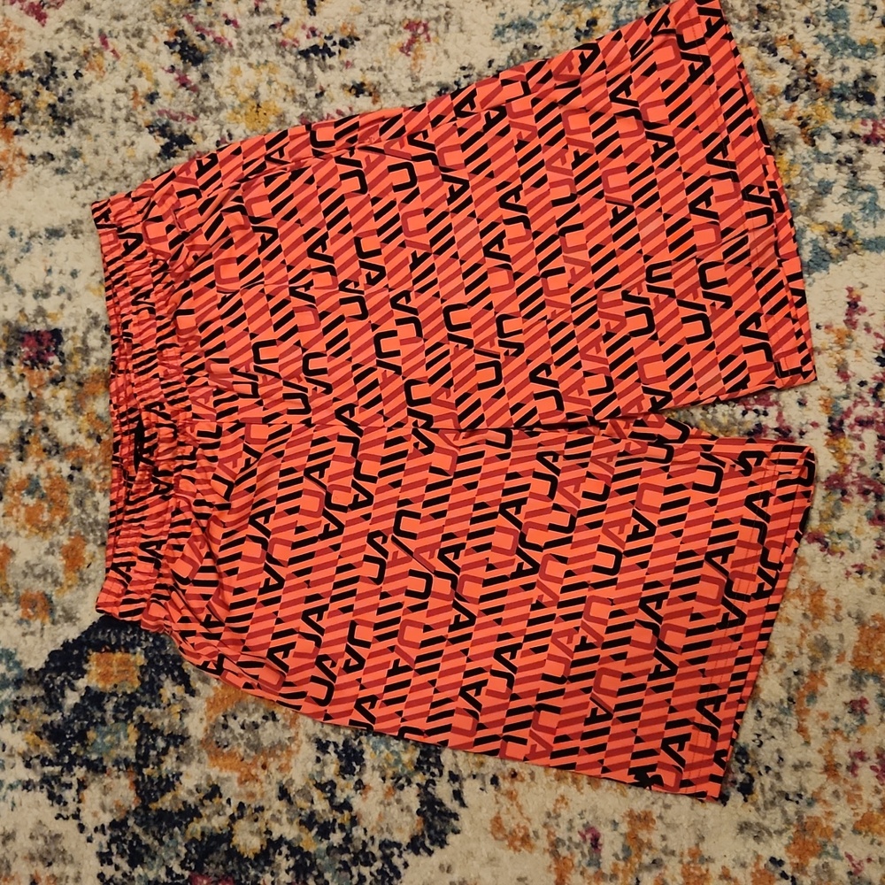 UNDER ARMOUR Shirt/Shorts Set - Picture 2 of 8